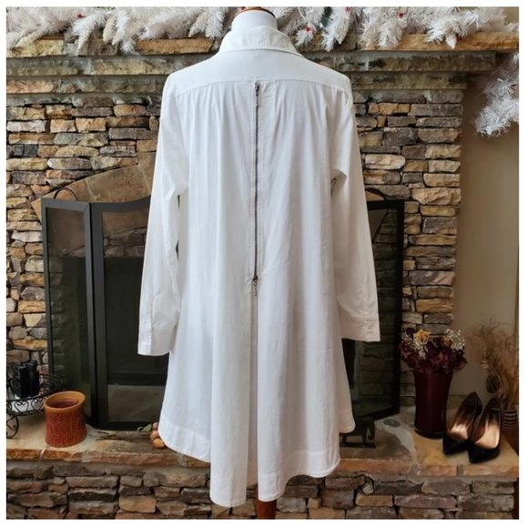 Button Down Tunic - Long White Oxford Shirt - Medium - with back zip detail - Picture 3 of 4